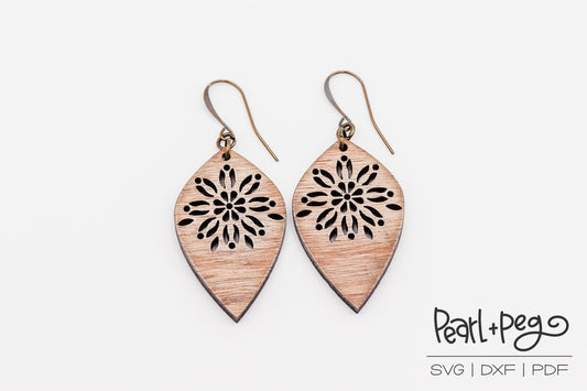 Victorian Spade Laser Engraved Earrings Digital Download